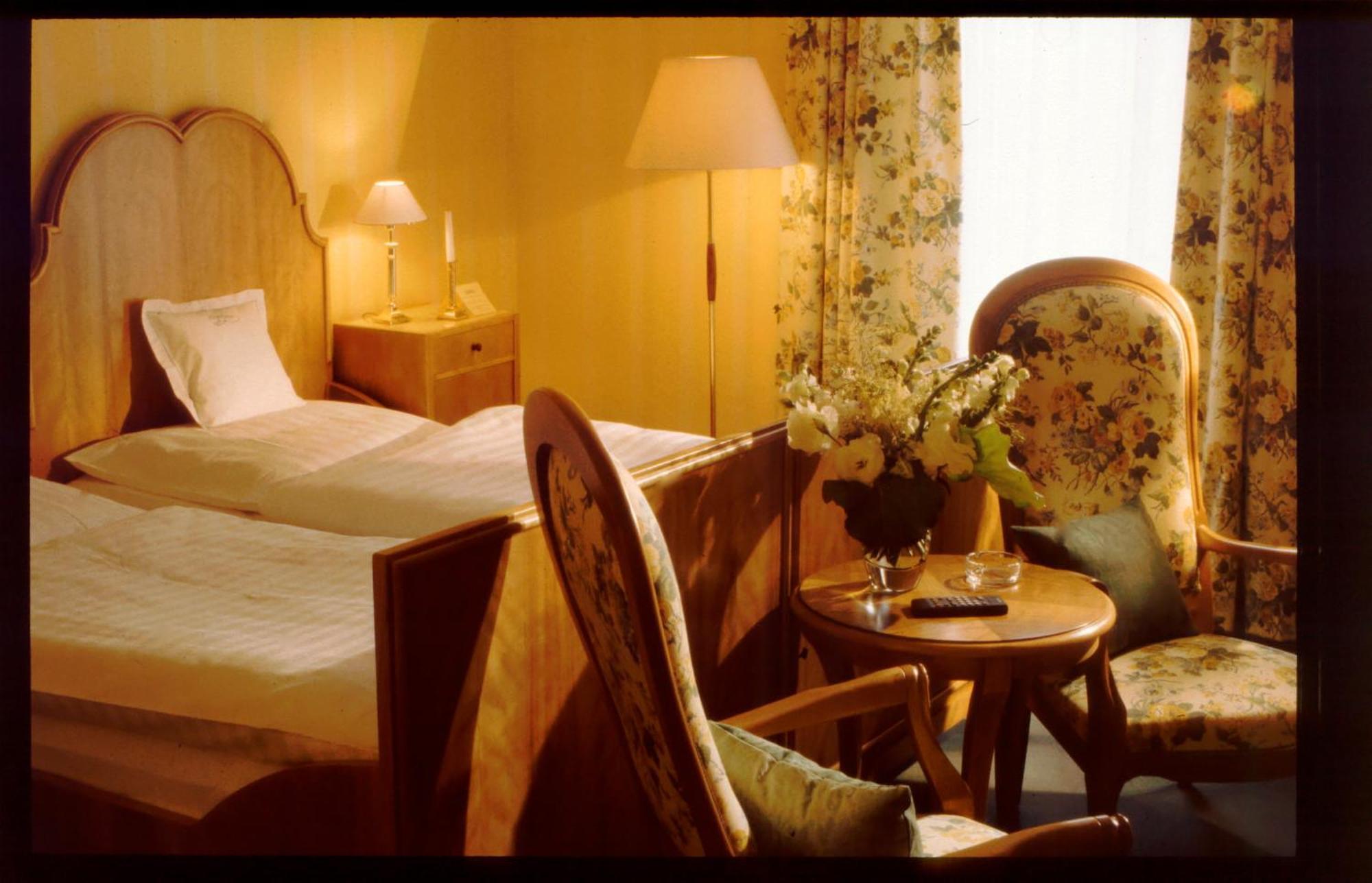 Unser Kleines Hotel Cafe Goebel Laubach  Zewnętrze zdjęcie